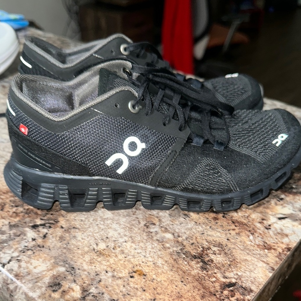 On Running women Black Athletic Shoes